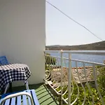Διαμέρισμα Podatok 4 *