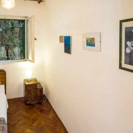 Podatok 4 * Primošten